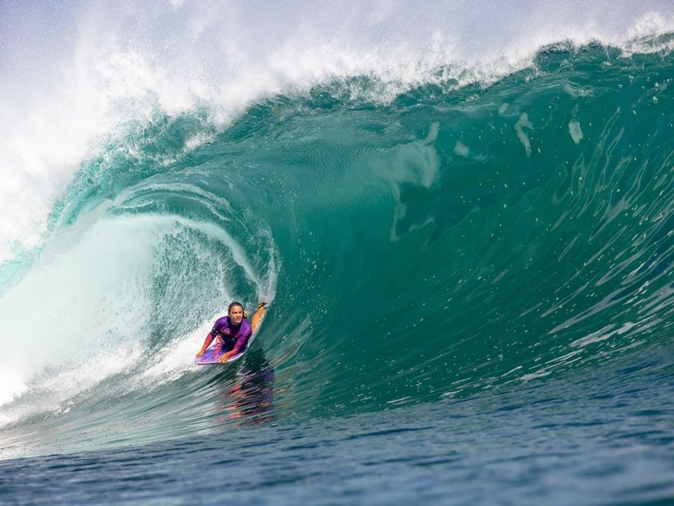 Capixaba Neymara Carvalho disputa etapa de Bodyboarding em Santa Catarina