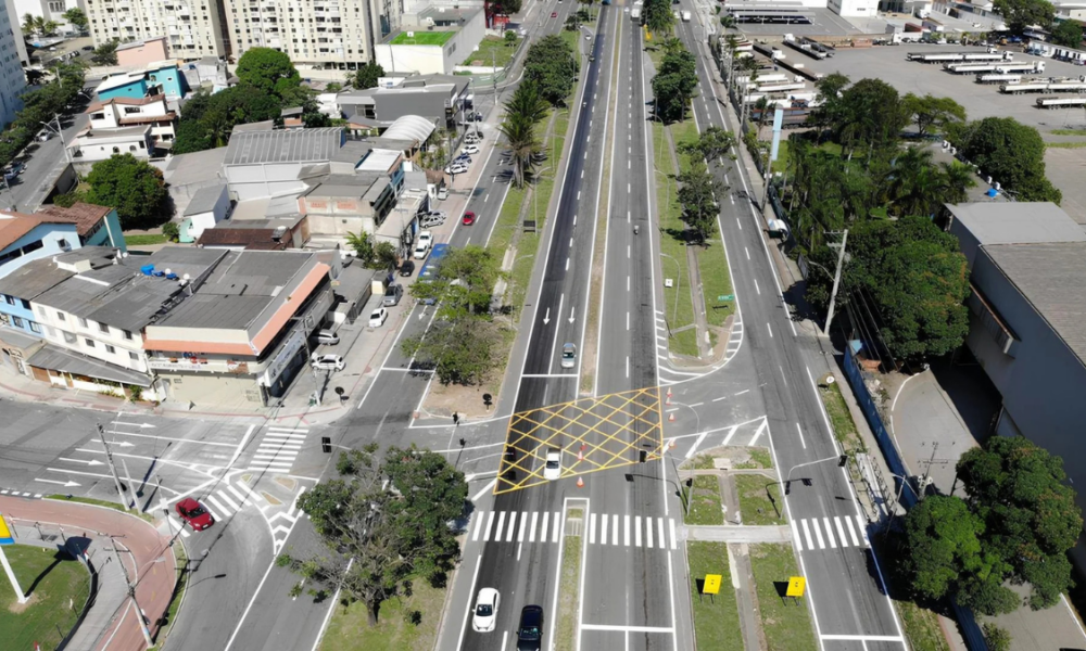Antigo trecho da BR-101 na Serra é municipalizado e passa a se chamar Avenida Mestre Álvaro