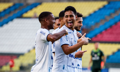 Vitória Futebol Clube goleia e fica perto da final do Campeonato Capixaba